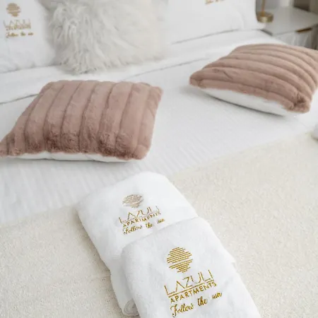 Lazuli Beachfront Sea View Ap144