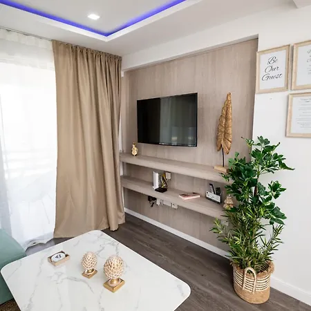 Lazuli Beachfront Sea View Ap144 Apartment Larnaca