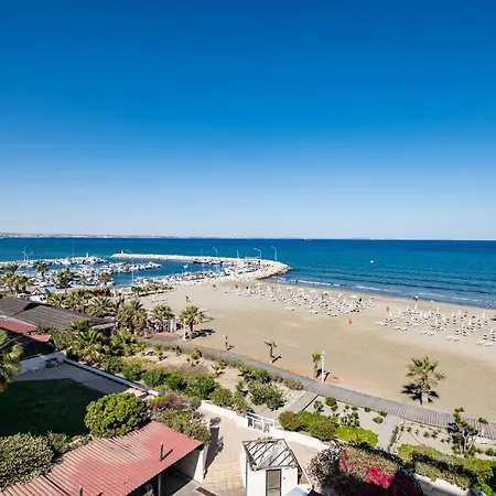 Lazuli Beachfront Sea View Ap144 Apartmán