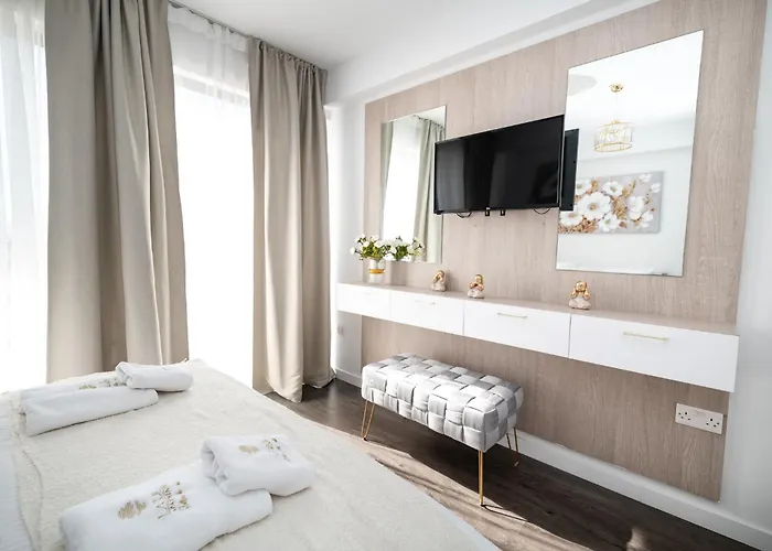 Lazuli Beachfront Sea View Ap144 Appartement